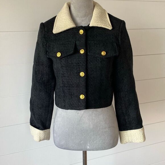 Moon River Long Sleeve Gold Button Closure Cropped Blazer Size XSmall - Picture 7 of 9